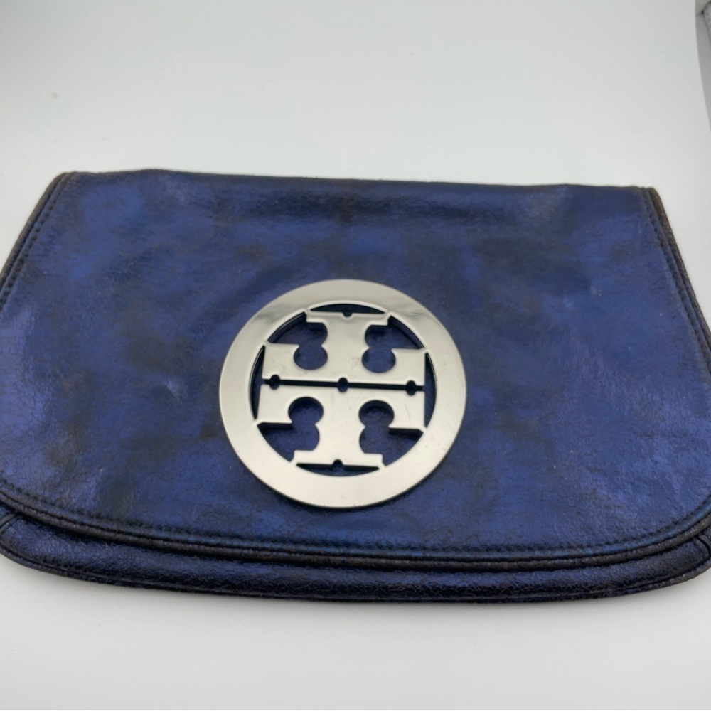 Tory Burch Leather Clutch Bag In brown.​​​​​​​​​​​​​​​​​​​​​​​​​​​​​ - Picture 2 of 10